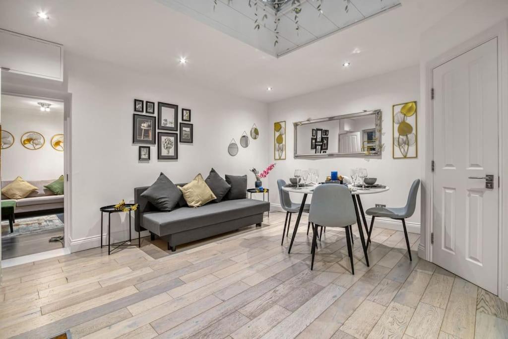 Appartamento Luxury Oasis Londra Esterno foto